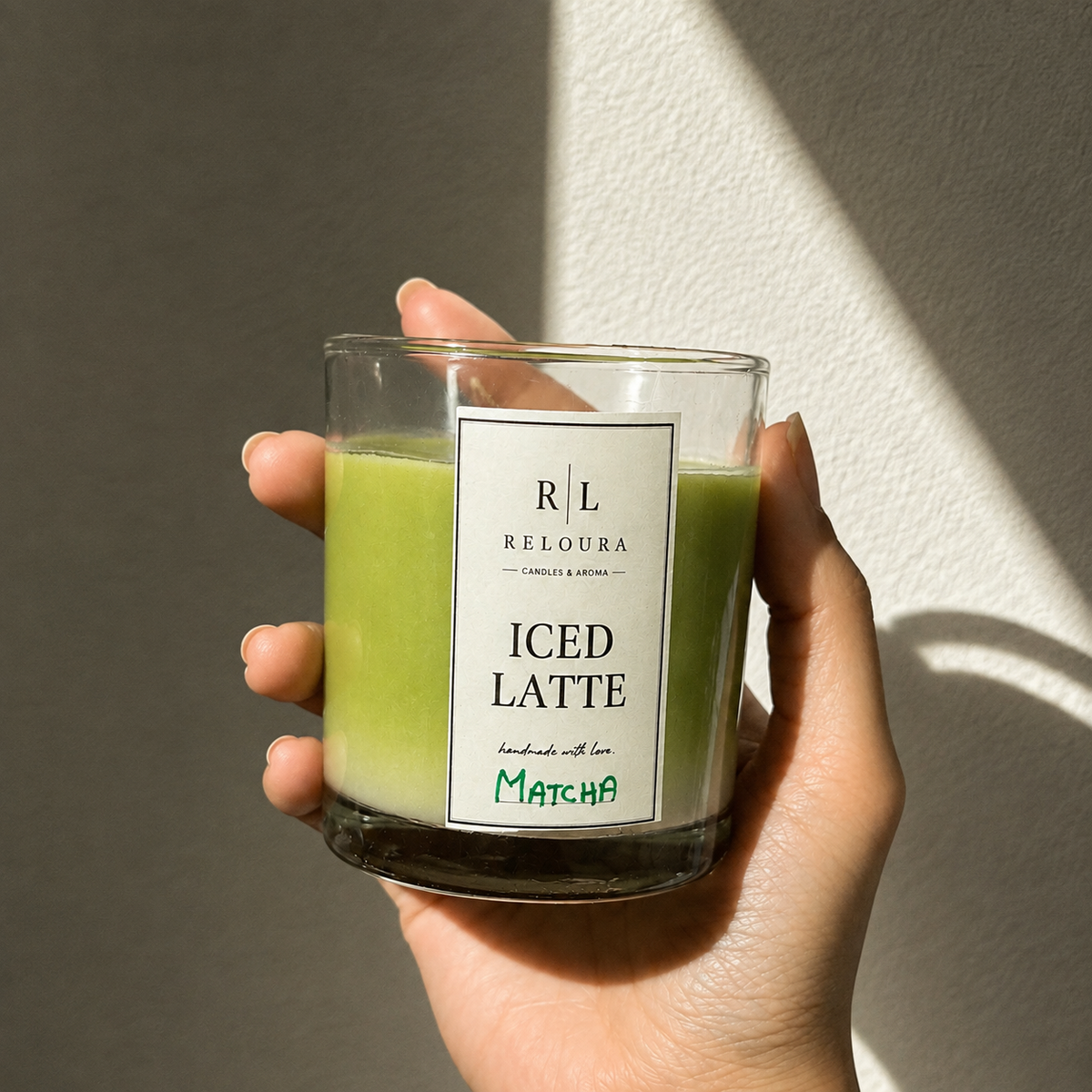 RELOURA Iced Latte Matcha Candle – detail view